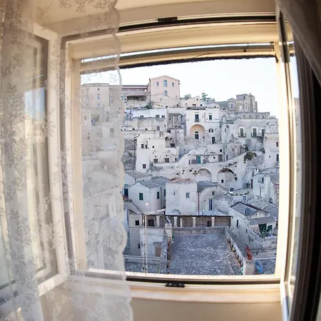 Lo Splendore Dei Sassi Konukevi Matera